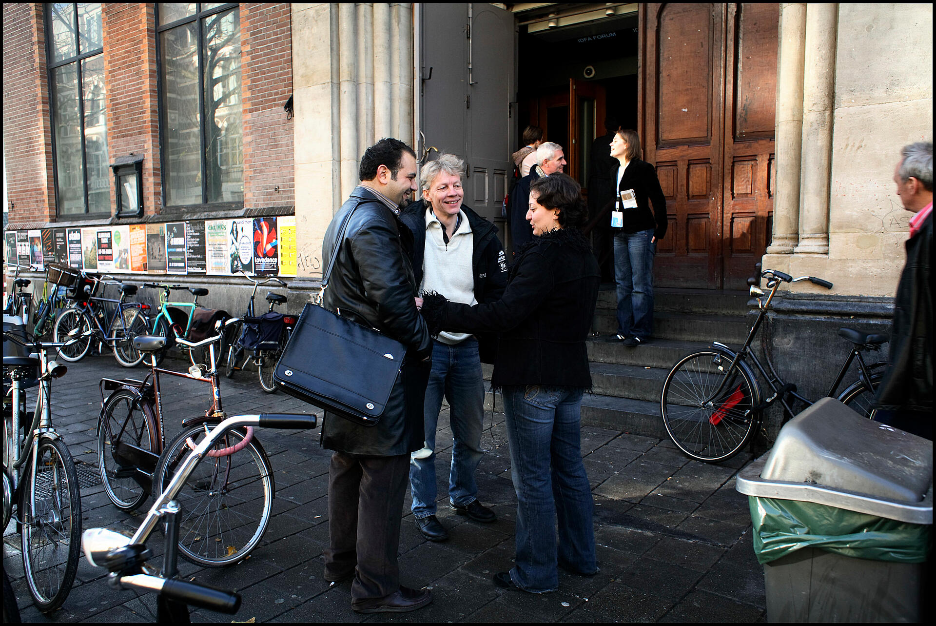 Dukker - en kvinde fra Damaskus