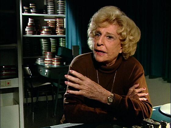 layout image (to proper size of the container)