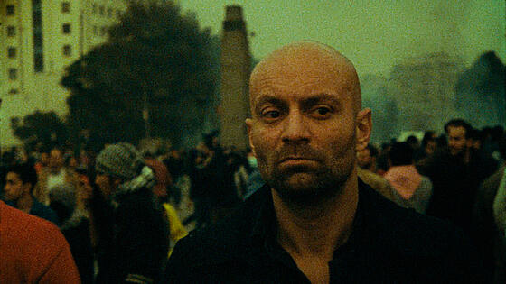 layout image (to proper size of the container)