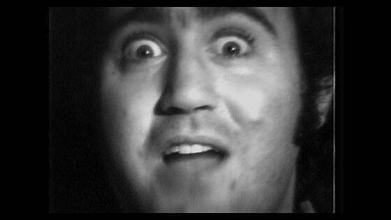 layout image (to proper size of the container)