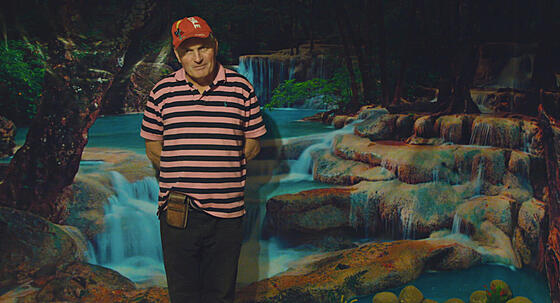 layout image (to proper size of the container)