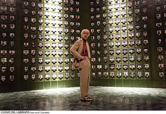 layout image (to proper size of the container)