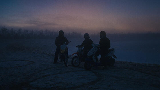 layout image (to proper size of the container)