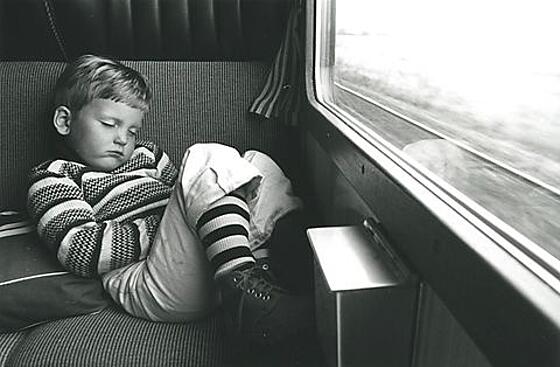 layout image (to proper size of the container)