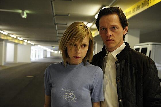 layout image (to proper size of the container)