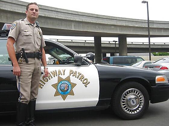 layout image (to proper size of the container)