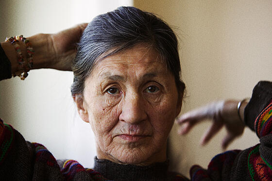 layout image (to proper size of the container)