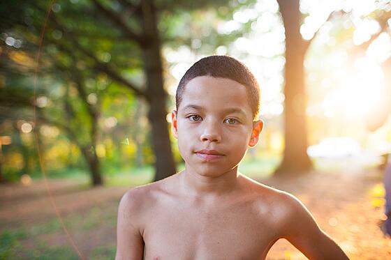 layout image (to proper size of the container)