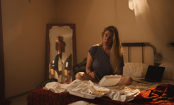 layout image (to proper size of the container)