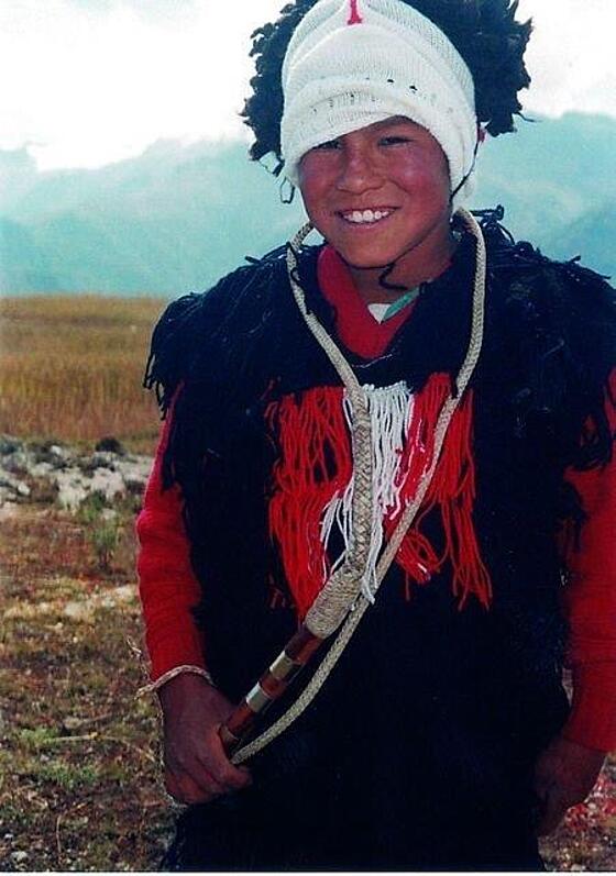 layout image (to proper size of the container)