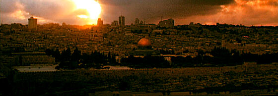 layout image (to proper size of the container)