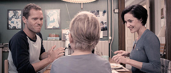 layout image (to proper size of the container)