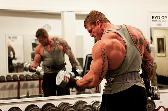 layout image (to proper size of the container)