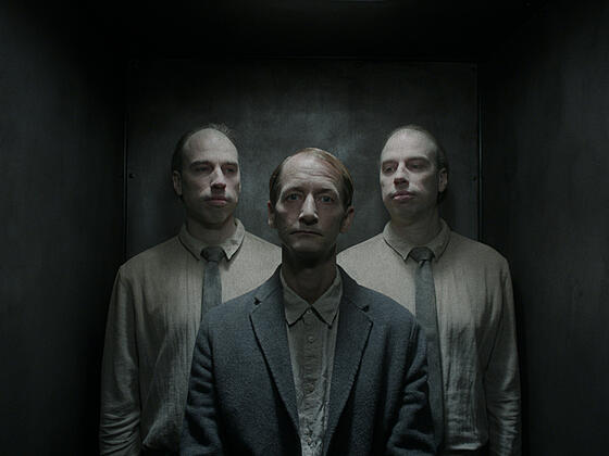 layout image (to proper size of the container)