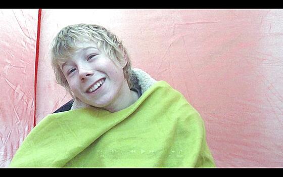 layout image (to proper size of the container)