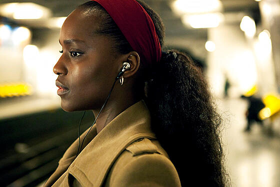 layout image (to proper size of the container)