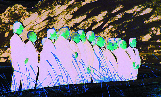 layout image (to proper size of the container)