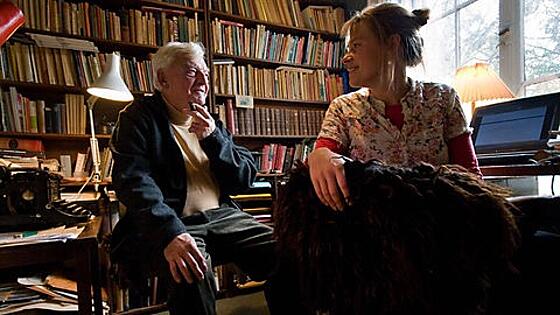 layout image (to proper size of the container)