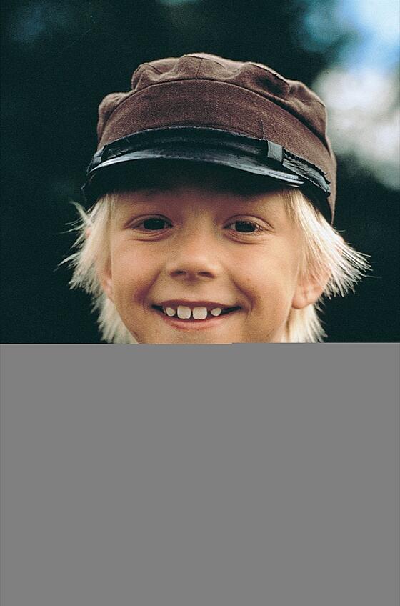 layout image (to proper size of the container)