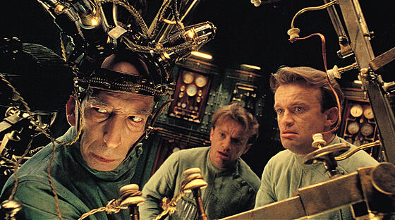 layout image (to proper size of the container)