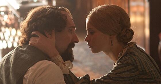 layout image (to proper size of the container)