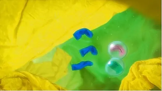layout image (to proper size of the container)
