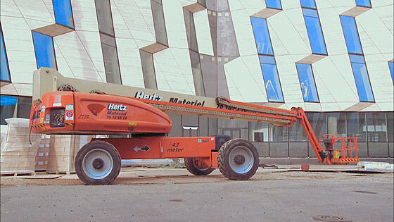 layout image (to proper size of the container)