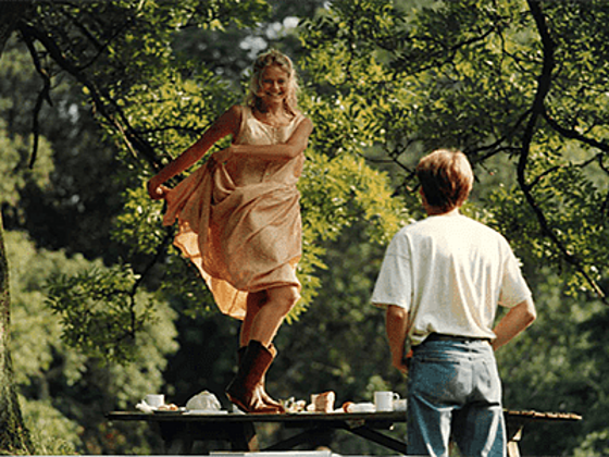 layout image (to proper size of the container)