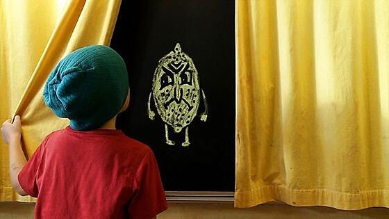 layout image (to proper size of the container)