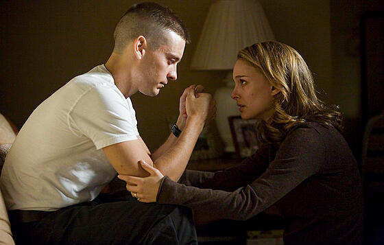 layout image (to proper size of the container)