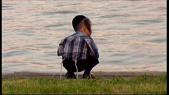 layout image (to proper size of the container)