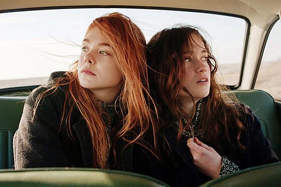 layout image (to proper size of the container)