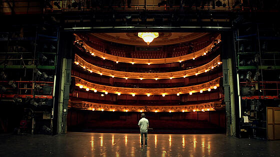 layout image (to proper size of the container)