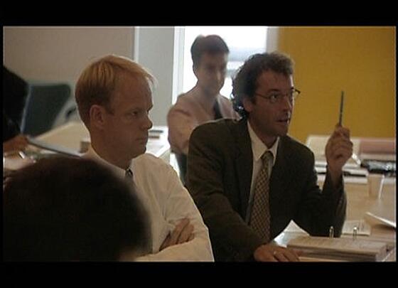 layout image (to proper size of the container)