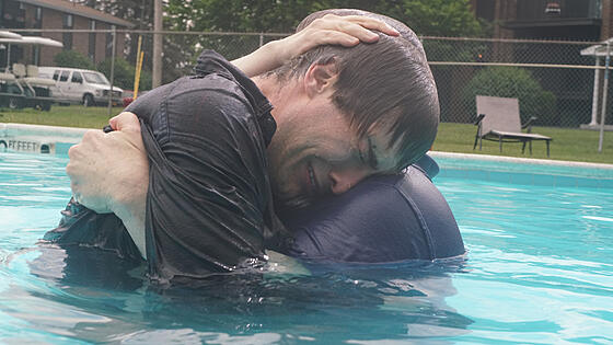 layout image (to proper size of the container)