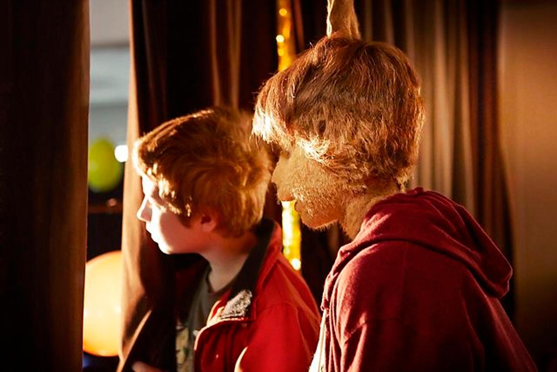 Op med halen - Verdensstjerner, 2:6