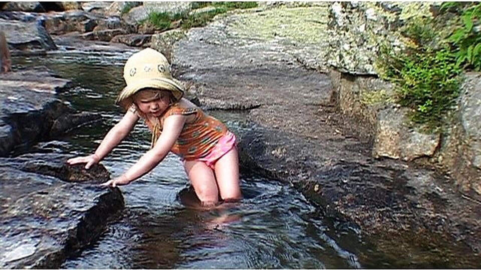 Thea og den vilde flod