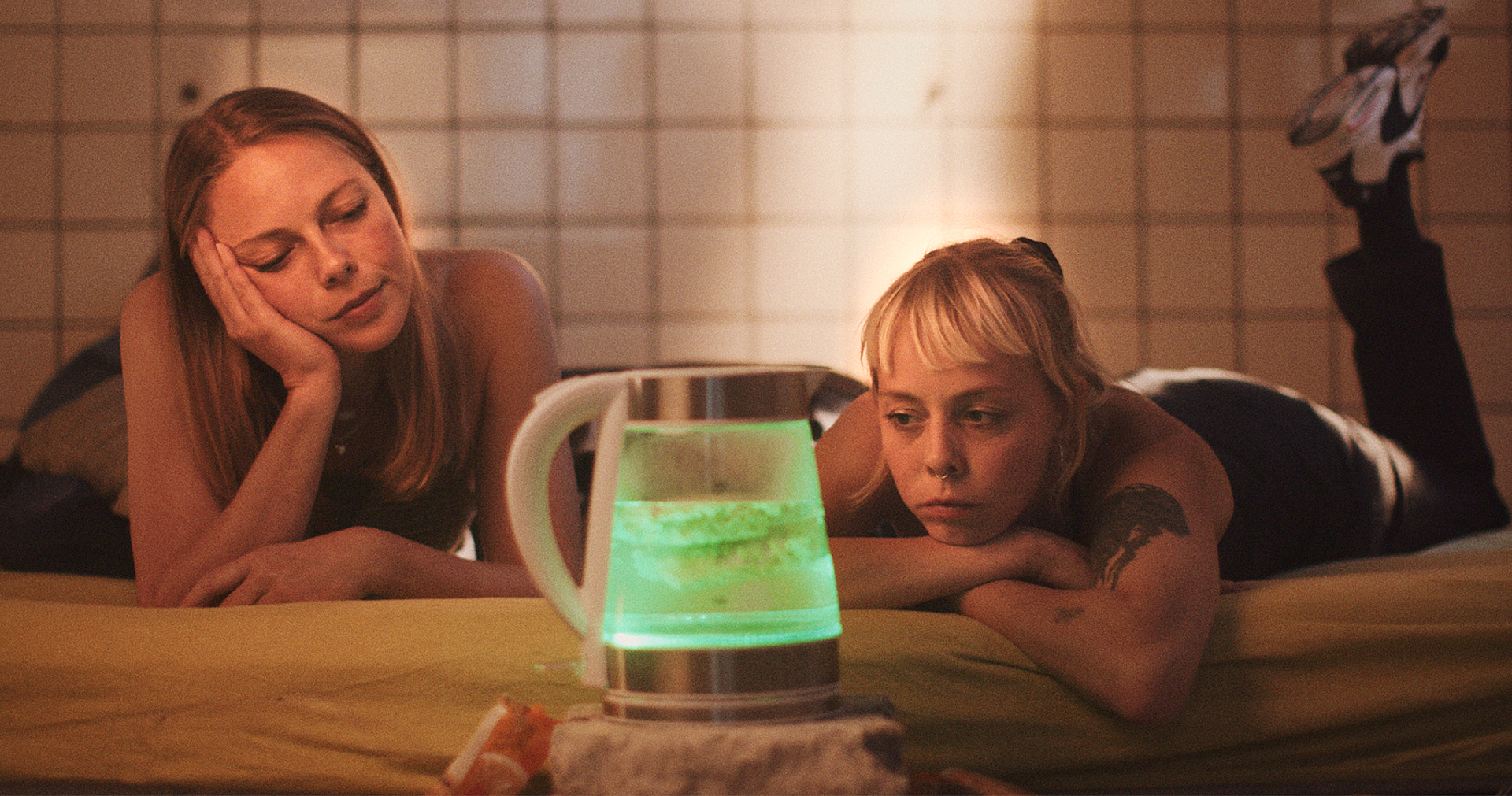 Forever young, forever old - a love story