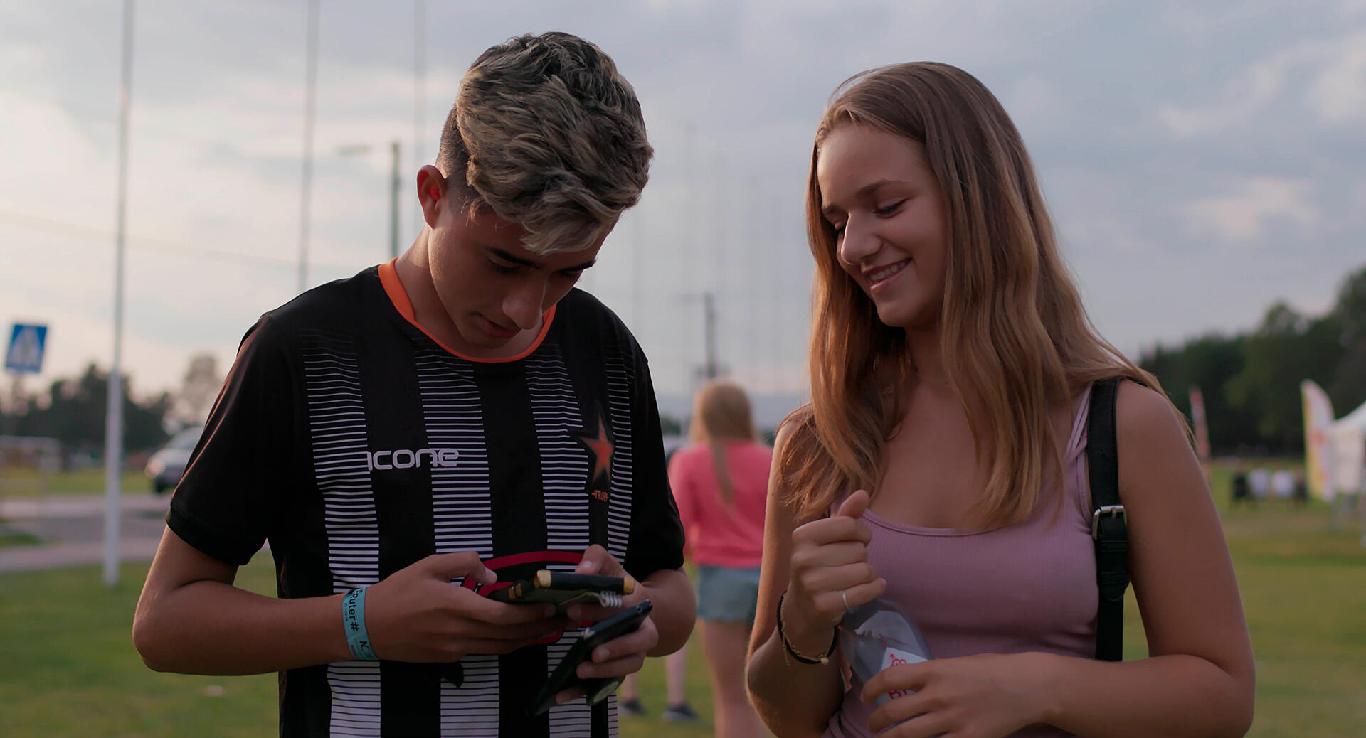 Fodboldfeber 4:8 - Mad der ligner opkast