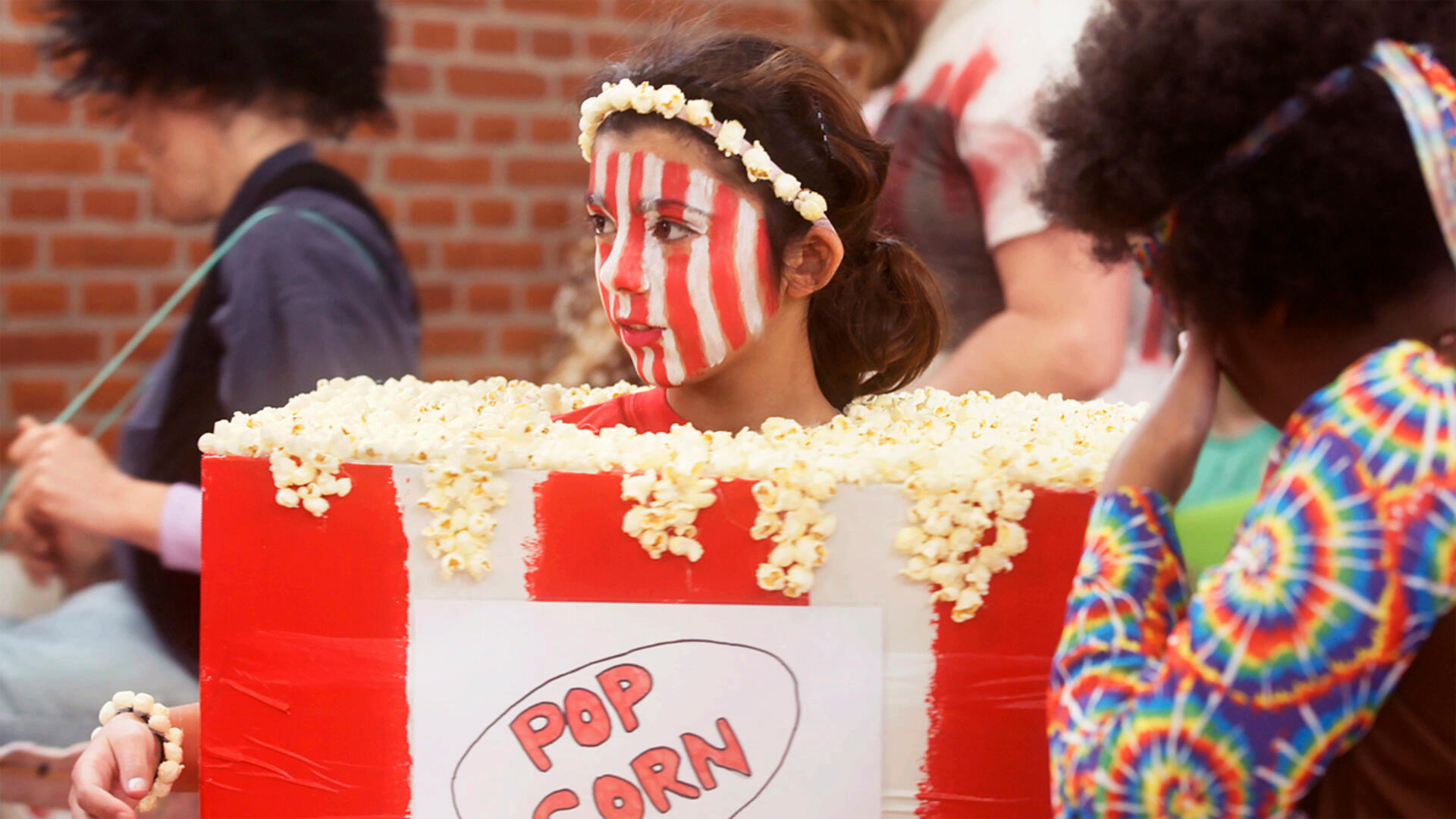 Vores børnehjem - Fastelavn - 6:9