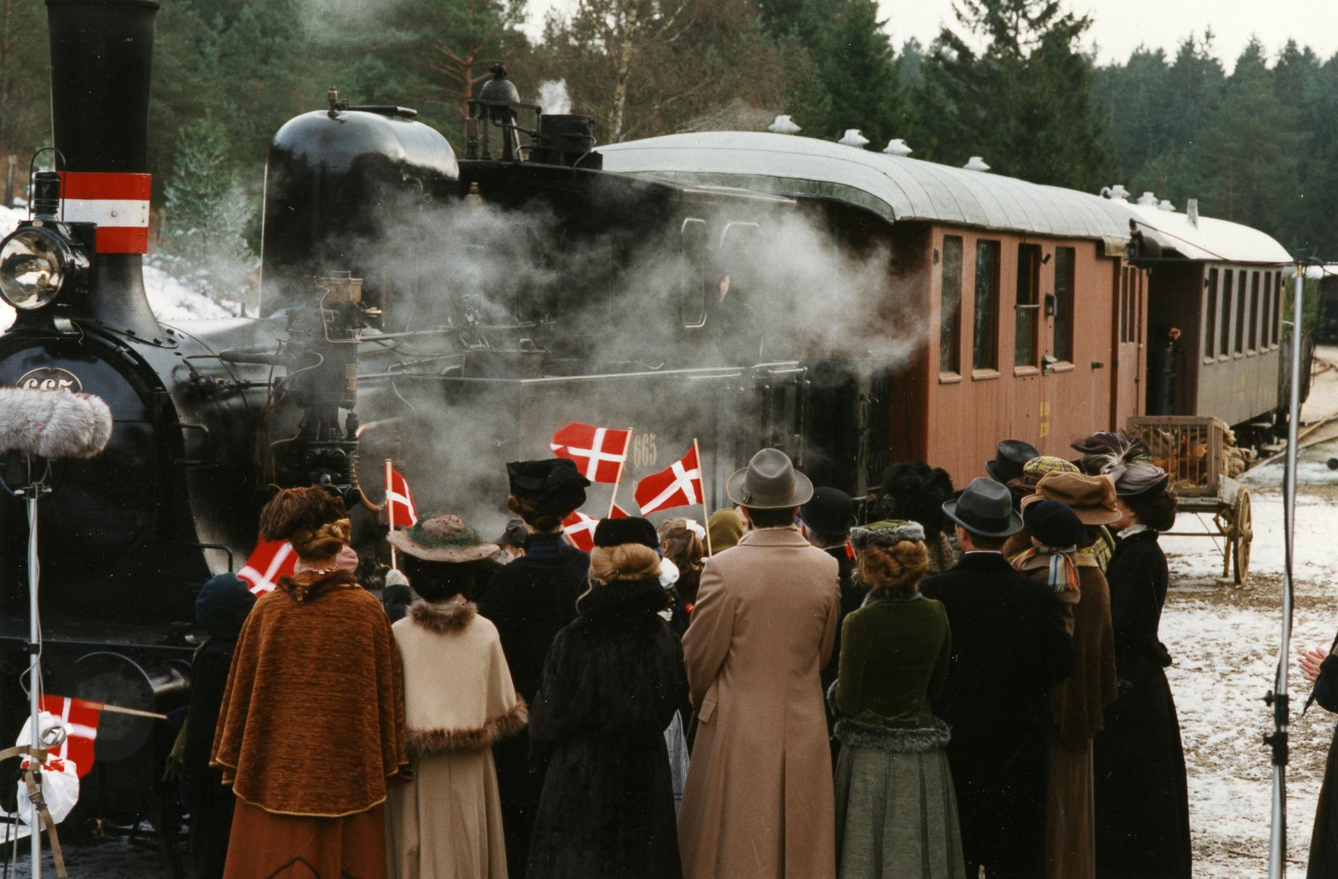 Hallo det er jul, afsnit 1 og 2