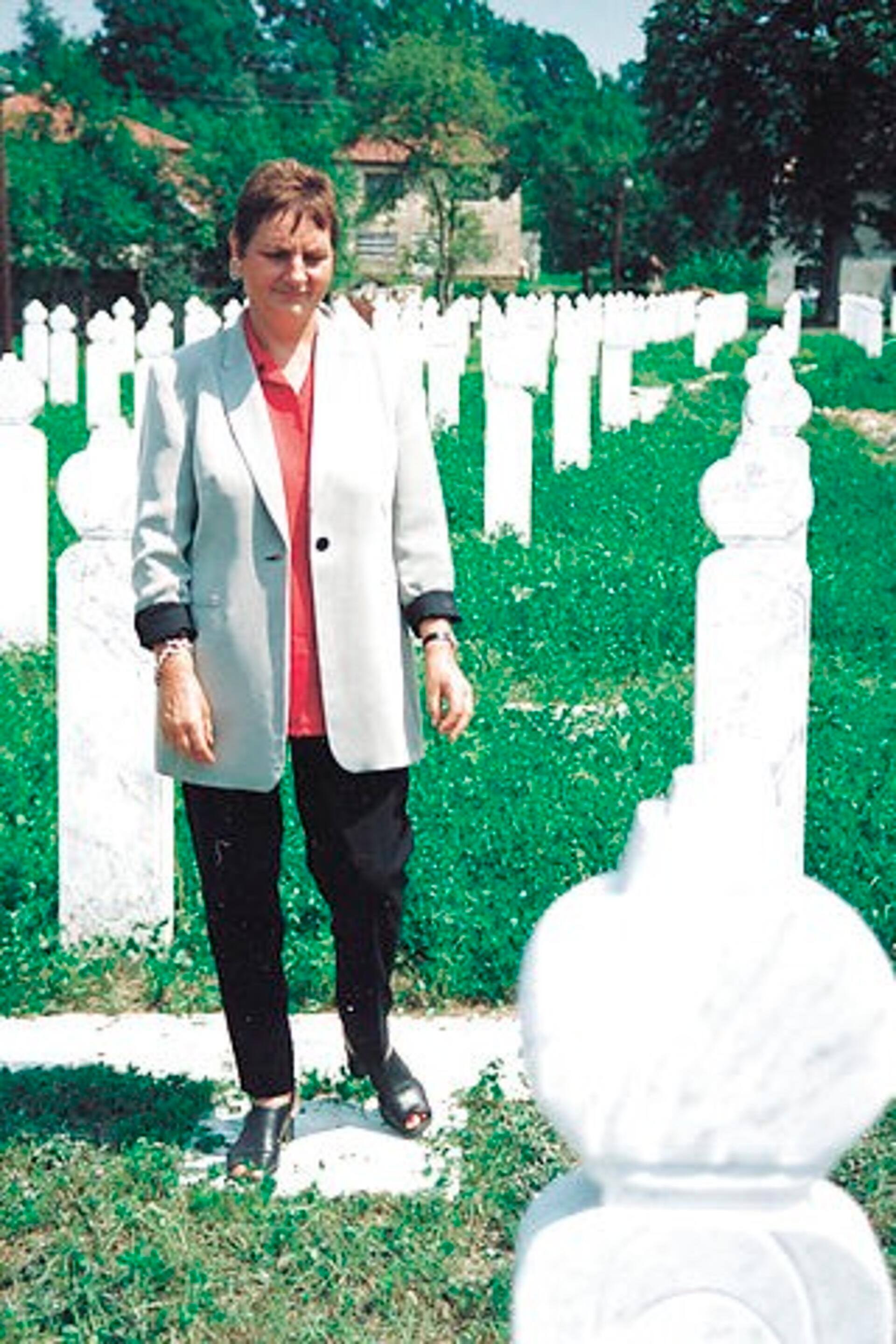 En minister krydser sit spor