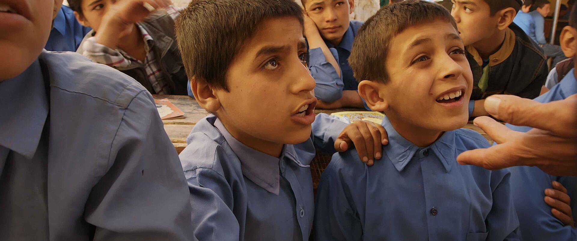 Lysets engle - Afghanistans børn 1:4 - Hvilke former har I set i skyerne?