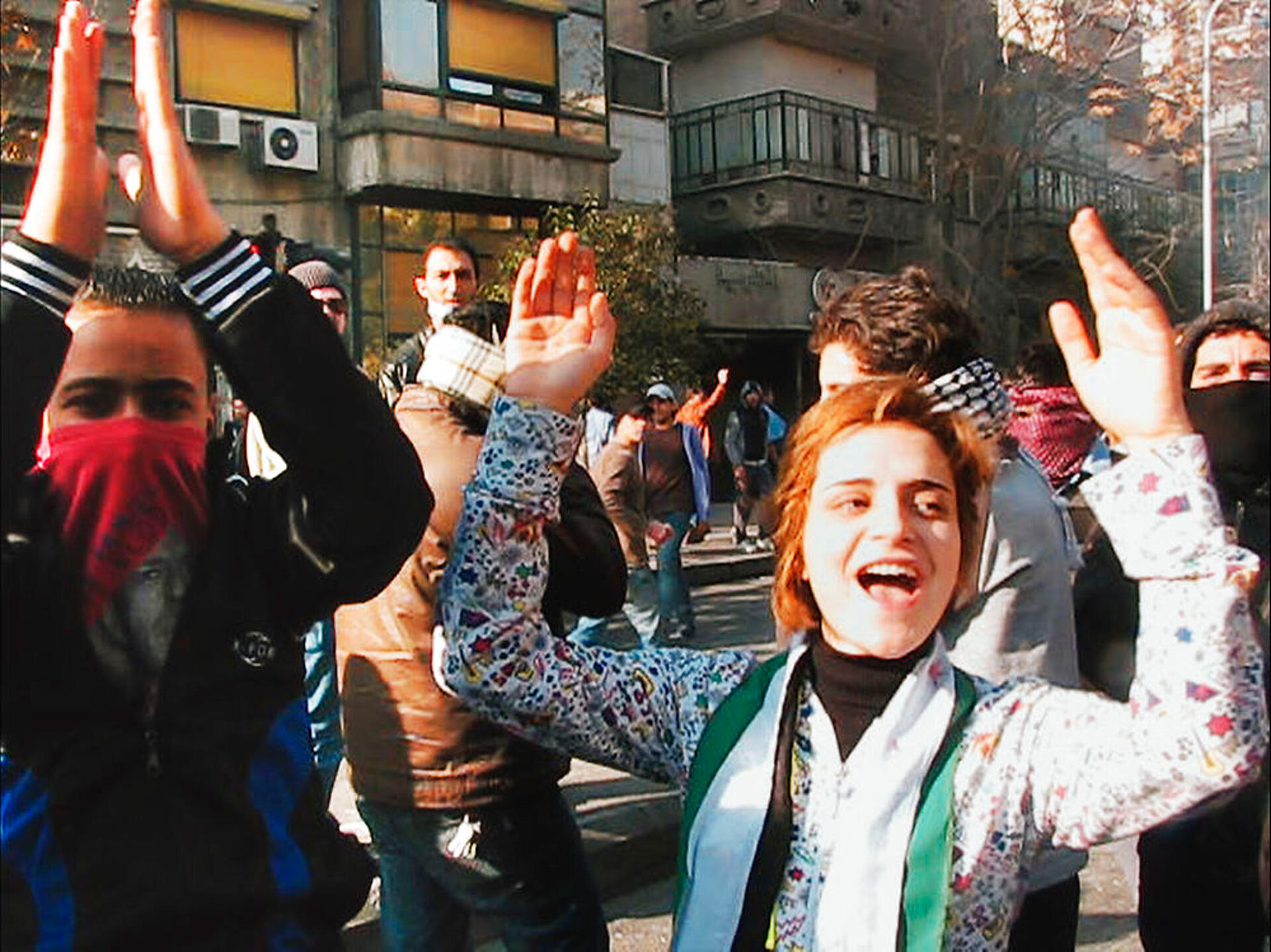 The war show - venner i krig