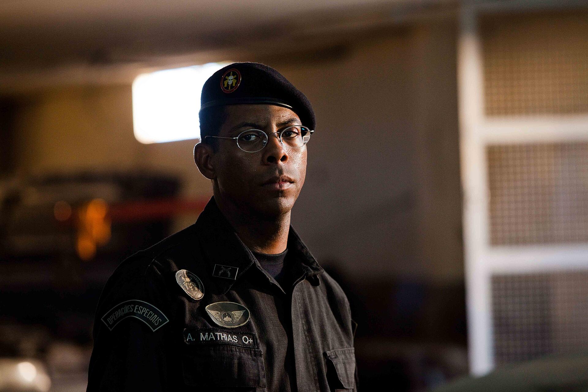 Elite squad - the enemy within