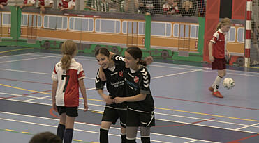 Girls United, afsnit 10 - Rayan - mit hold forsvinder