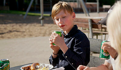 Vores børnehjem - Grillaften med mor og far - 5:9