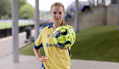 Brøndbypigerne 6 - Ret ind eller forsvind!