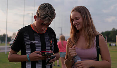 Fodboldfeber 4:8 - Mad der ligner opkast