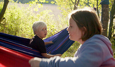 Vores børnehjem - Anna Bella og Joshua driller - 8:9